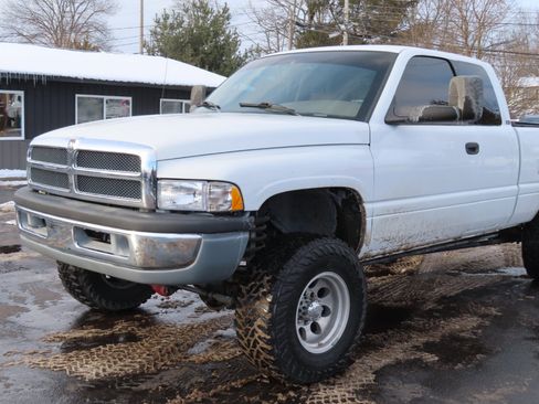 Used 1999 Dodge Ram 2500 Truck 4dr Quad Cab 139 WB HD 4WD image 10