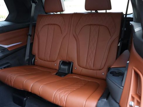 Used 2019 BMW X7 xDrive40i w/ Premium Package image 24