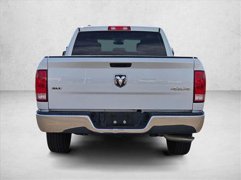 Used 2022 RAM 1500 Classic SLT AWD/4WD image 6