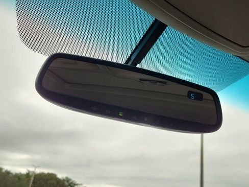 Used 2016 Toyota Sienna XLE image 22