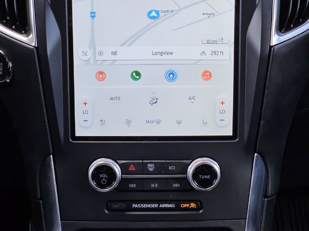 Certified 2022 Ford Edge Titanium AWD/4WD image 29
