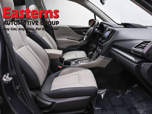 Used 2023 Subaru Forester Premium AWD/4WD image 28