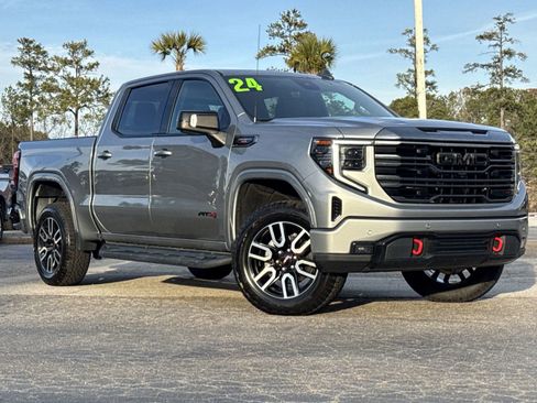 Used 2024 GMC Sierra 1500 AT4 w/ Technology Package image 2