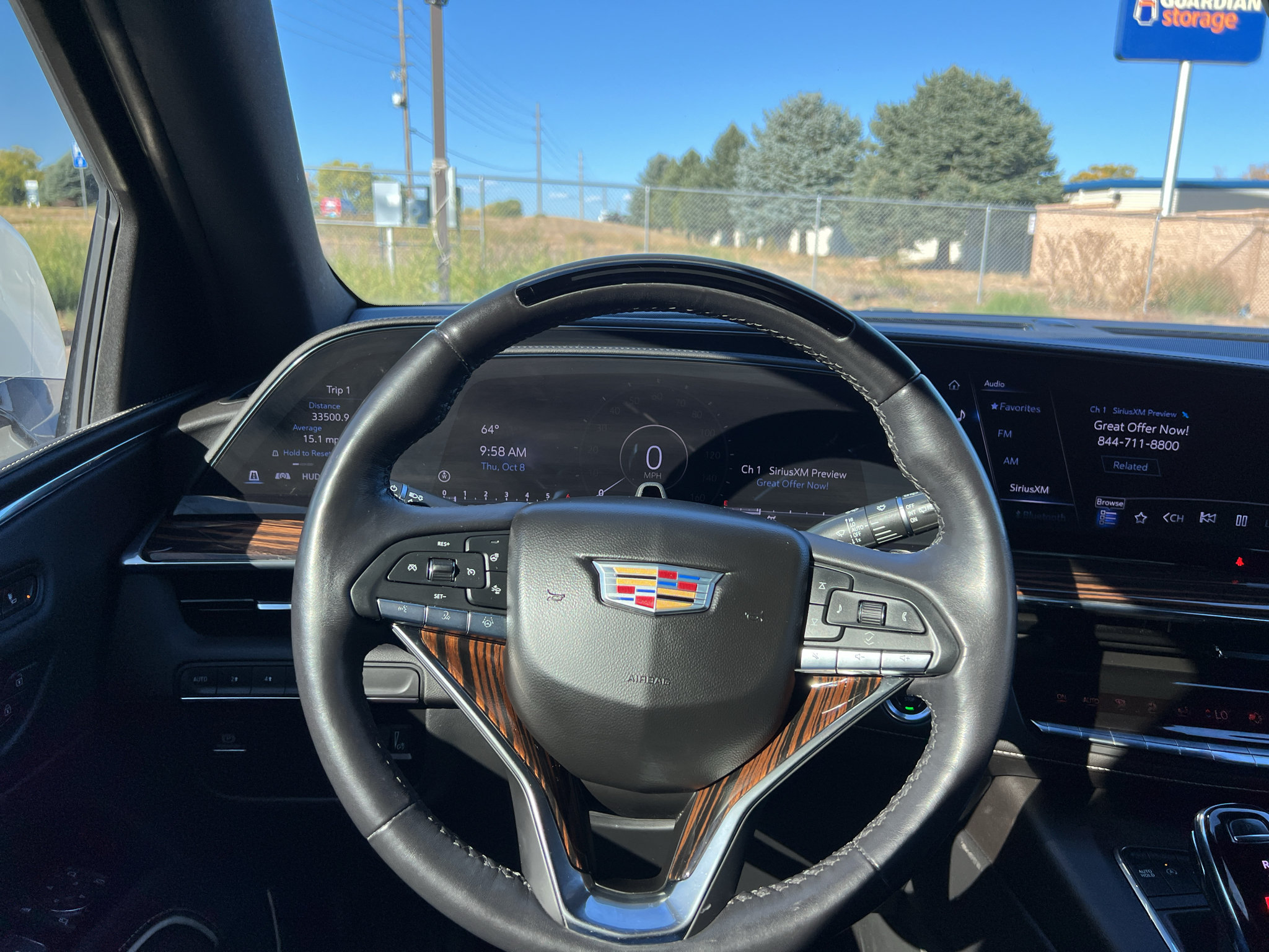 Used 2023 Cadillac Escalade ESV Premium Luxury AWD/4WD image 9