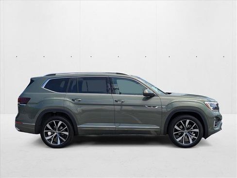 New 2026 Volkswagen Atlas SEL Premium R-Line image 4