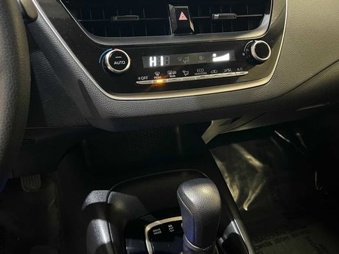 Certified 2022 Toyota Corolla LE image 23