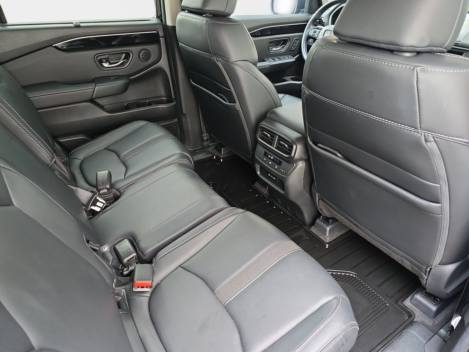 Certified 2024 Honda Pilot EX-L image 11