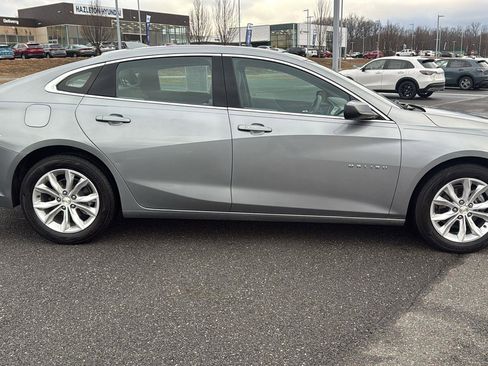 Used 2024 Chevrolet Malibu LT image 4