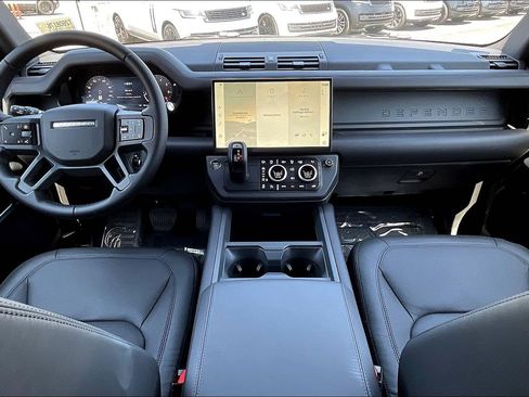 New 2026 Land Rover Defender 110 X-Dynamic SE AWD/4WD image 8