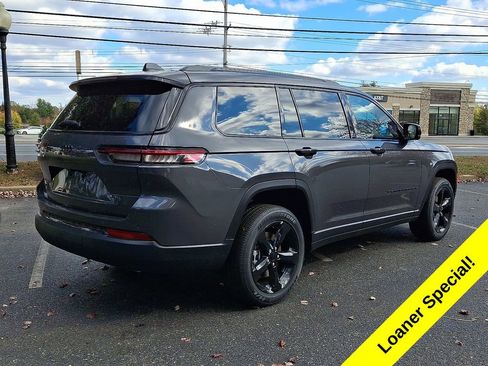 New 2025 Jeep Grand Cherokee L Altitude AWD/4WD image 4