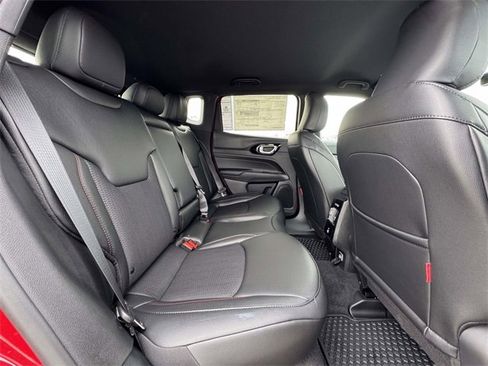 New 2026 Jeep Compass Trailhawk image 16