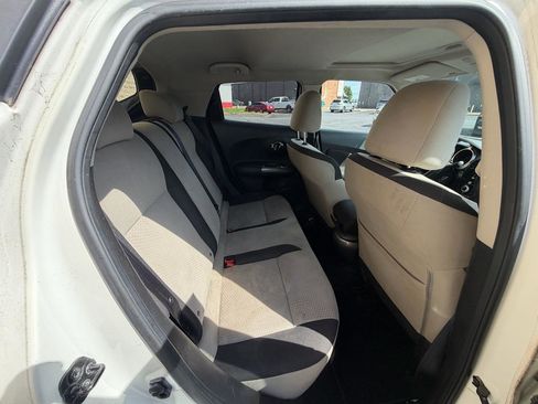 Used 2013 Nissan Juke SV FWD image 12