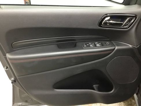 Used 2025 Dodge Durango GT AWD/4WD image 7