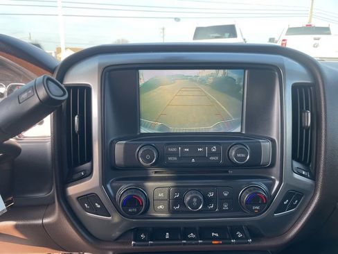 Used 2018 Chevrolet Silverado 1500 LT w/ All Star Edition image 28