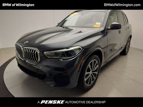 Used 2022 BMW X5 xDrive40i w/ M Sport Package AWD/4WD image 1