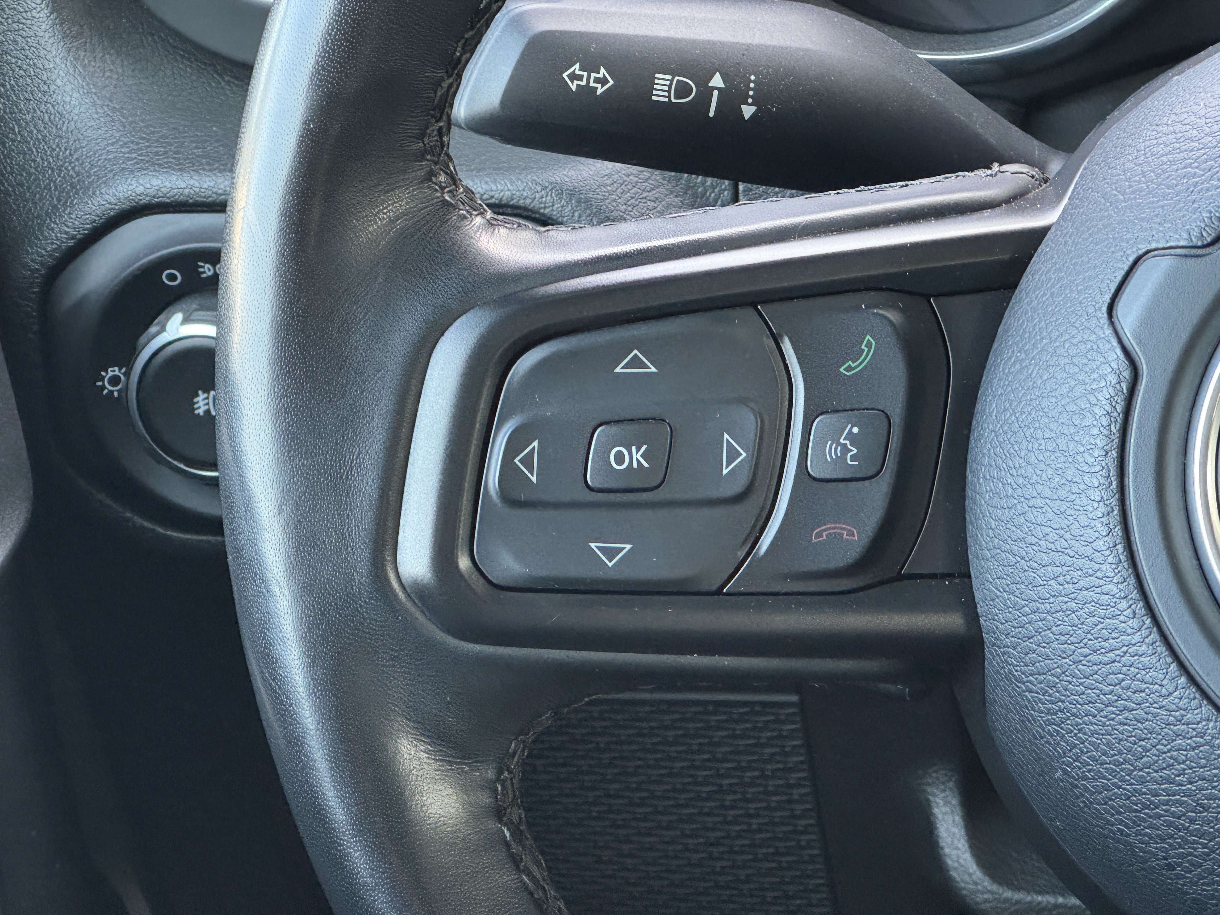Used 2022 Jeep Wrangler Unlimited Sport AWD/4WD image 29