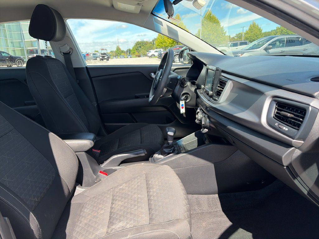 Used 2019 Kia Rio S FWD image 11