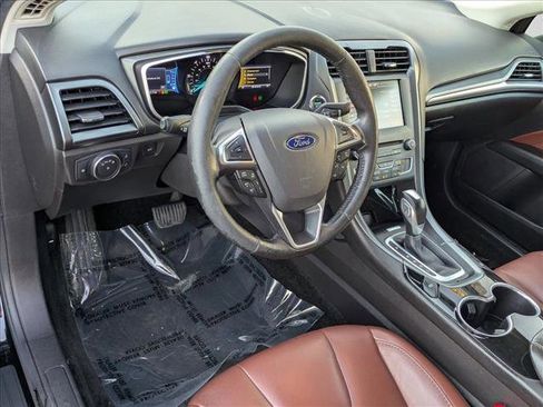 Used 2016 Ford Fusion SE w/ Equipment Group 502A image 10