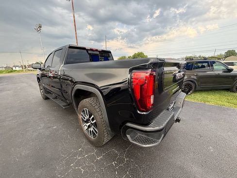 Used 2023 GMC Sierra 1500 AT4 w/ Technology Package AWD/4WD image 6