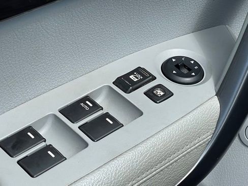 Used 2014 Kia Sorento LX image 21