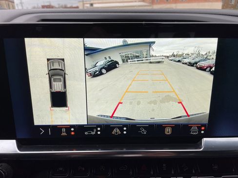 Used 2025 Chevrolet Silverado 1500 LTZ w/ LTZ Premium Package image 14