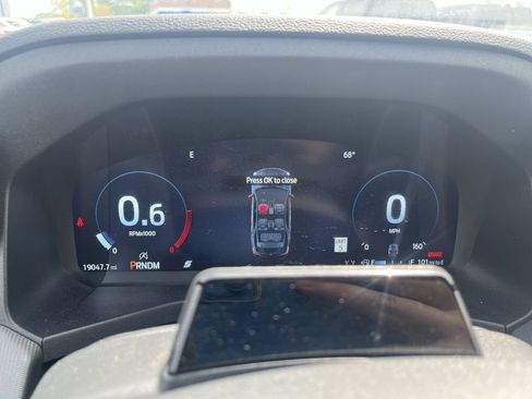 Used 2025 Ford Explorer ST AWD/4WD image 8