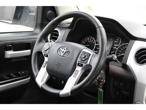 Used 2019 Toyota Tundra Limited image 15