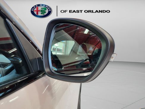 New 2025 Alfa Romeo Stelvio Sprint AWD/4WD image 33