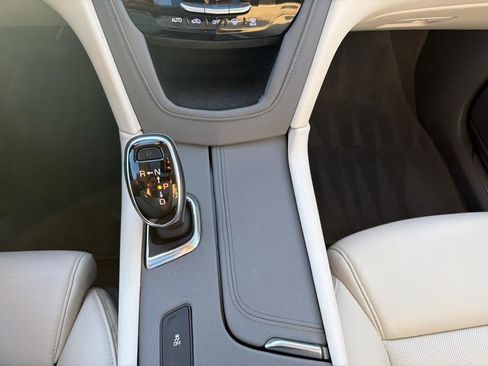 Used 2017 Cadillac XT5 Luxury w/ Driver Awareness Package FWD image 24