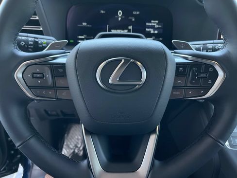 Used 2026 Lexus GX 550 w/ Cold Area Package AWD/4WD image 25