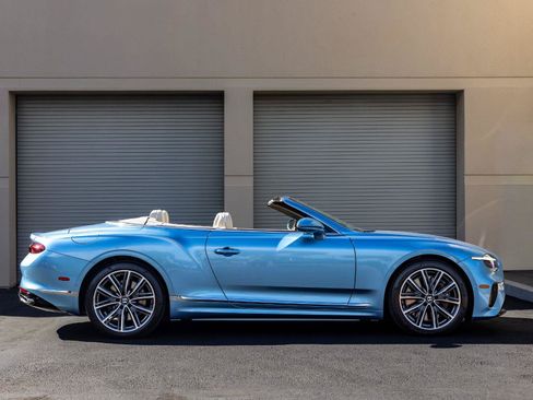 New 2026 Bentley Continental GT Azure AWD/4WD image 5