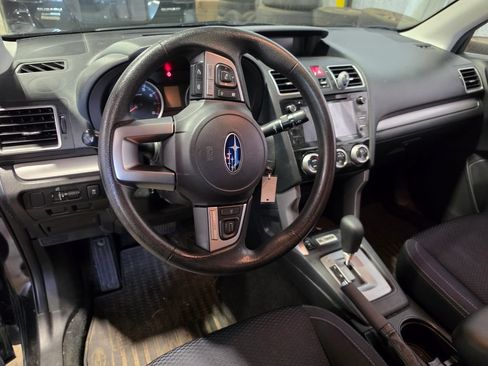 Used 2018 Subaru Forester 2.5i Premium w/ All-Weather Package AWD/4WD image 4