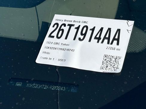 Used 2024 GMC Yukon Denali image 3