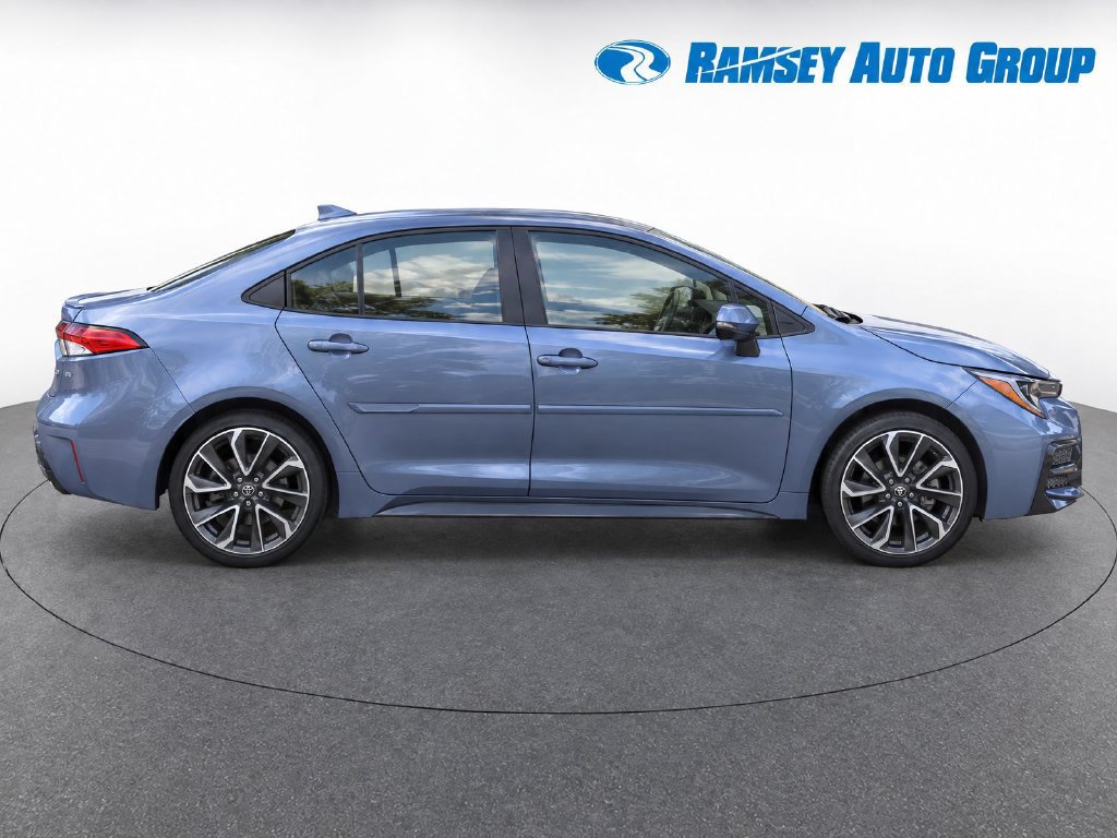 Used 2021 Toyota Corolla SE w/ SE Premium Package FWD image 8