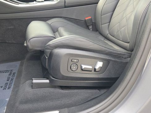 Used 2026 BMW X5 xDrive40i image 24