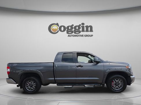 Used 2019 Toyota Tundra SR5 w/ SR5 Upgrade Package RWD image 6
