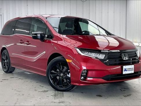 Certified 2024 Honda Odyssey Sport image 35