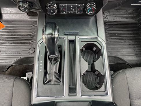 Used 2019 Ford F150 XLT w/ Equipment Group 302A Luxury AWD/4WD image 19