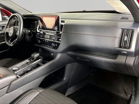 Used 2024 Nissan Pathfinder Rock Creek AWD/4WD image 25