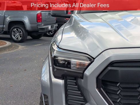 Used 2024 Toyota Tacoma TRD Sport w/ TRD Sport Upgrade Package RWD image 11