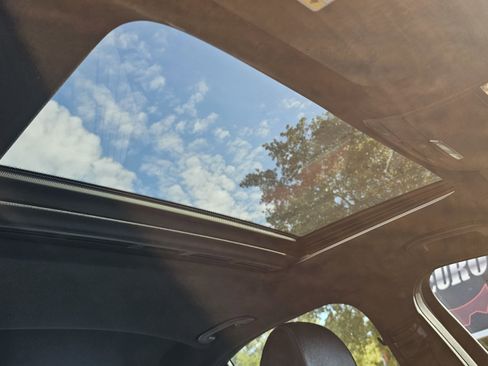 Used 2018 Mercedes-Benz E 300 w/ Premium 1 Package image 27