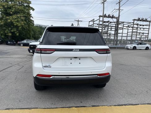 Certified 2024 Jeep Grand Cherokee Limited 4xe AWD/4WD image 4