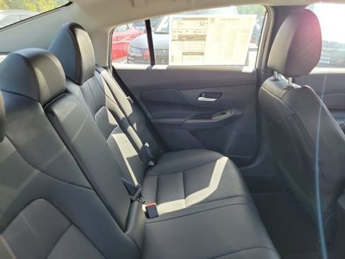 New 2026 Nissan Sentra SR w/ SR Premium Package FWD image 28