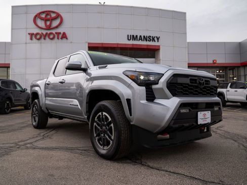 New 2026 Toyota Tacoma TRD Sport w/ TRD Sport Upgrade Package image 1