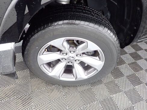Used 2019 RAM 1500 Limited RWD image 41