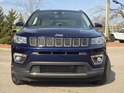 Used 2019 Jeep Compass Limited w/ Safety & Security Group image 3