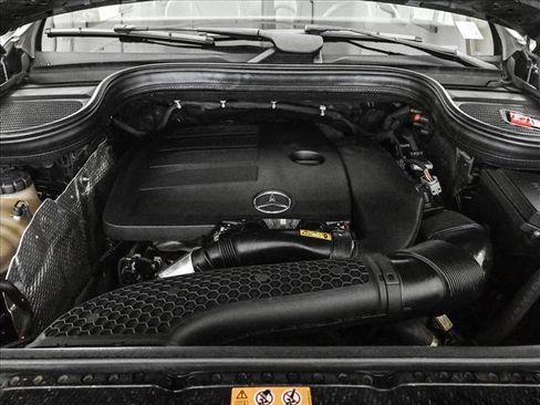 Used 2020 Mercedes-Benz GLE 350 4MATIC image 26