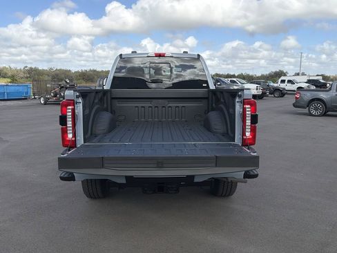 New 2026 Ford F350 Lariat w/ Black Appearance Package AWD/4WD image 10