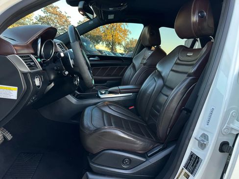 Used 2013 Mercedes-Benz ML 63 AMG 4MATIC image 14