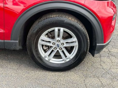 Certified 2023 Ford Explorer XLT image 7